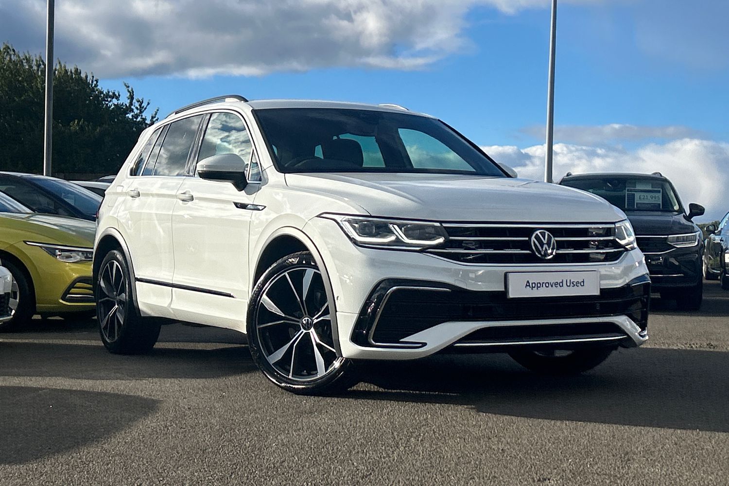 Main listing image - Volkswagen Tiguan