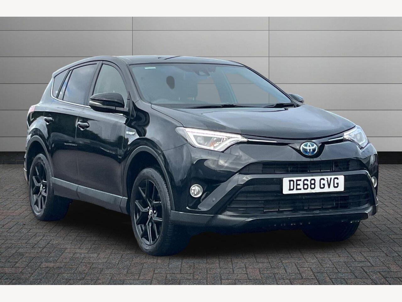 Main listing image - Toyota RAV4