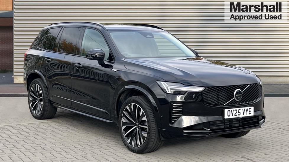 Main listing image - Volvo XC90