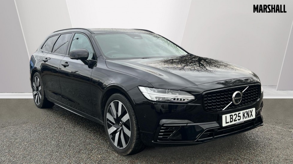 Main listing image - Volvo V90