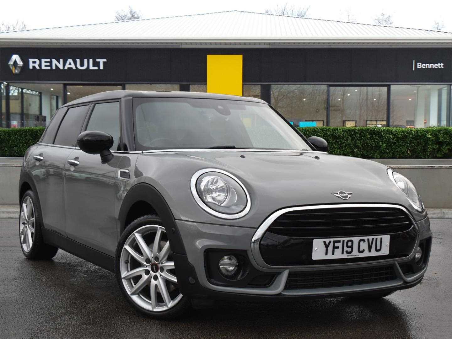 Main listing image - MINI Clubman