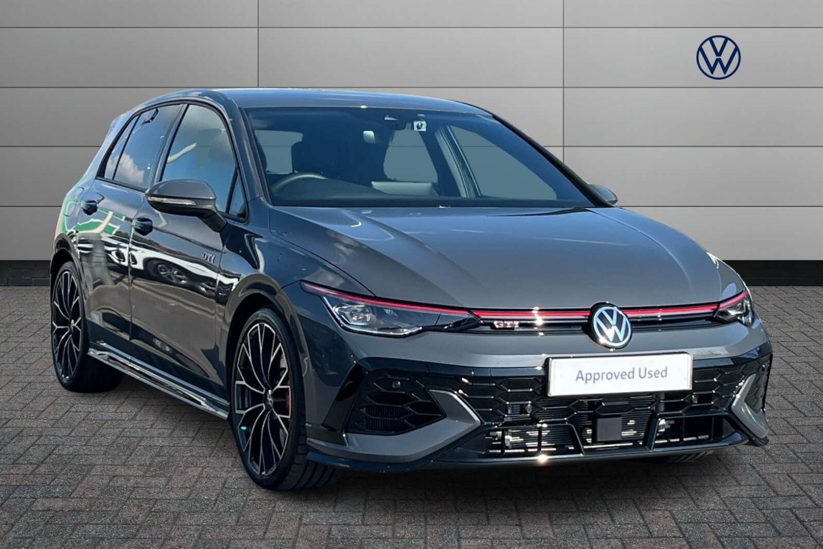 Main listing image - Volkswagen Golf GTI