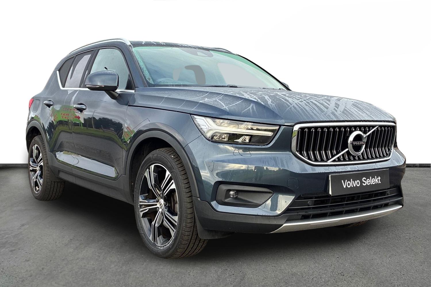 Main listing image - Volvo XC40
