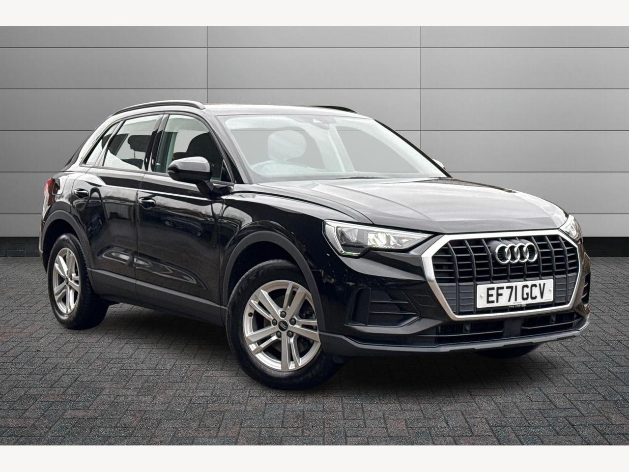 Main listing image - Audi Q3