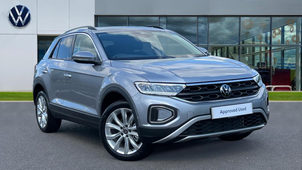 Main listing image - Volkswagen T-Roc