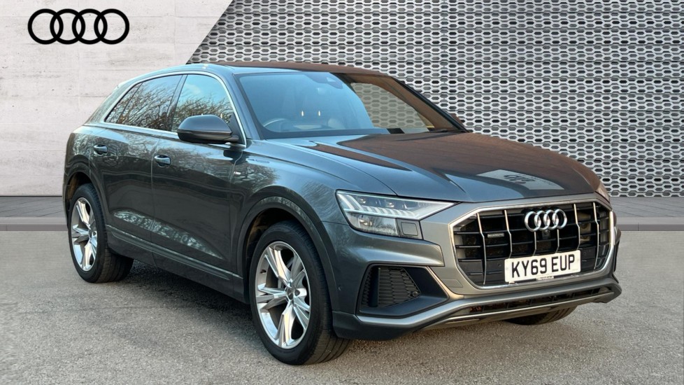 Main listing image - Audi Q8