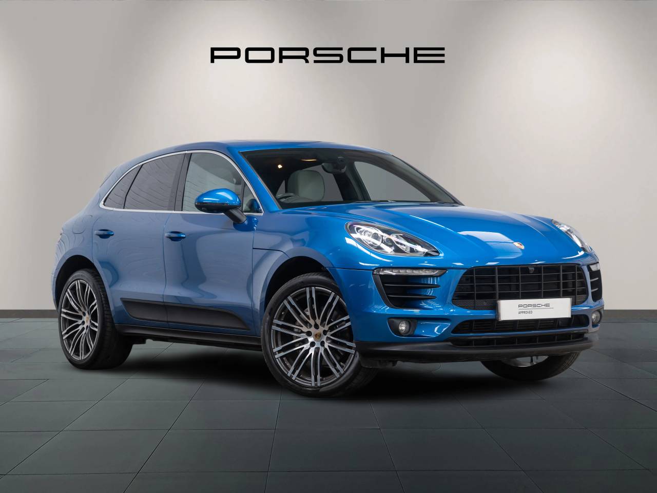 Main listing image - Porsche Macan
