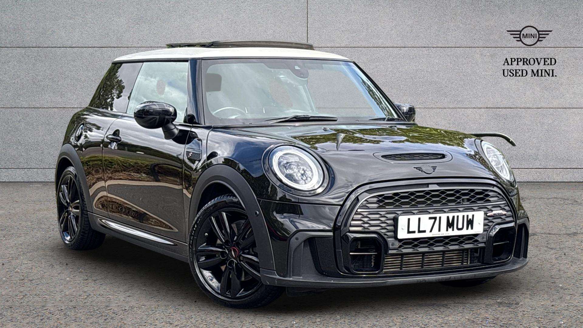 Main listing image - MINI Hatchback