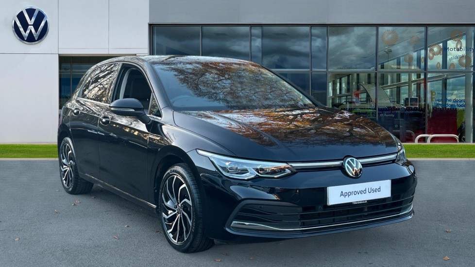 Main listing image - Volkswagen Golf