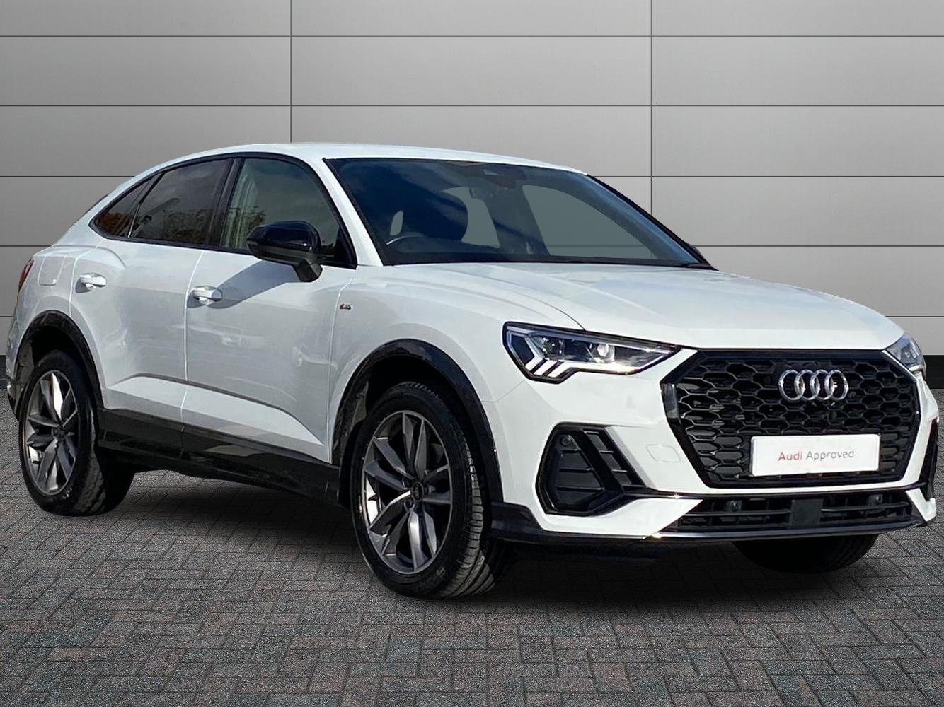 Main listing image - Audi Q3