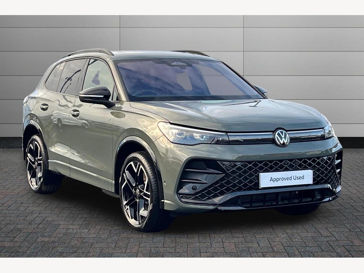 Main listing image - Volkswagen Tiguan