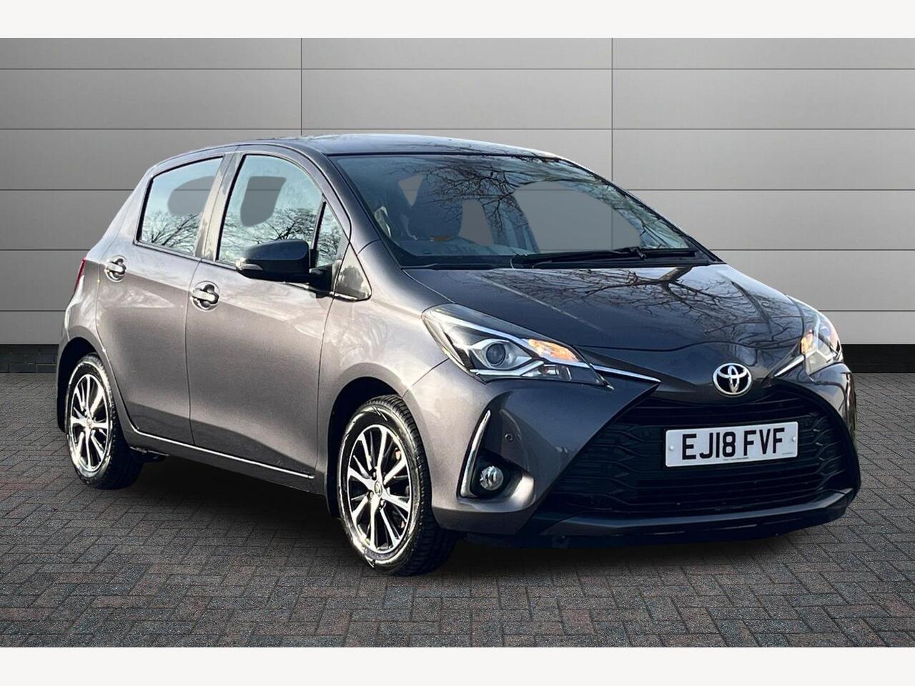 Main listing image - Toyota Yaris