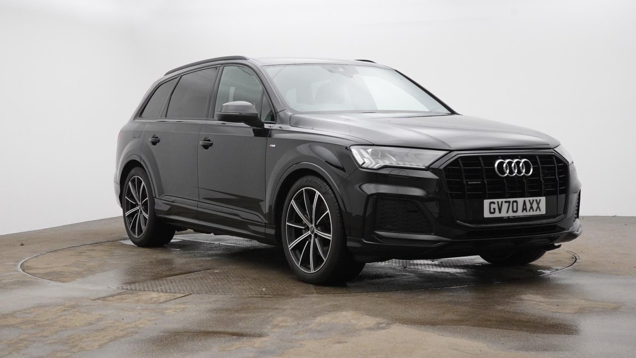 Main listing image - Audi Q7