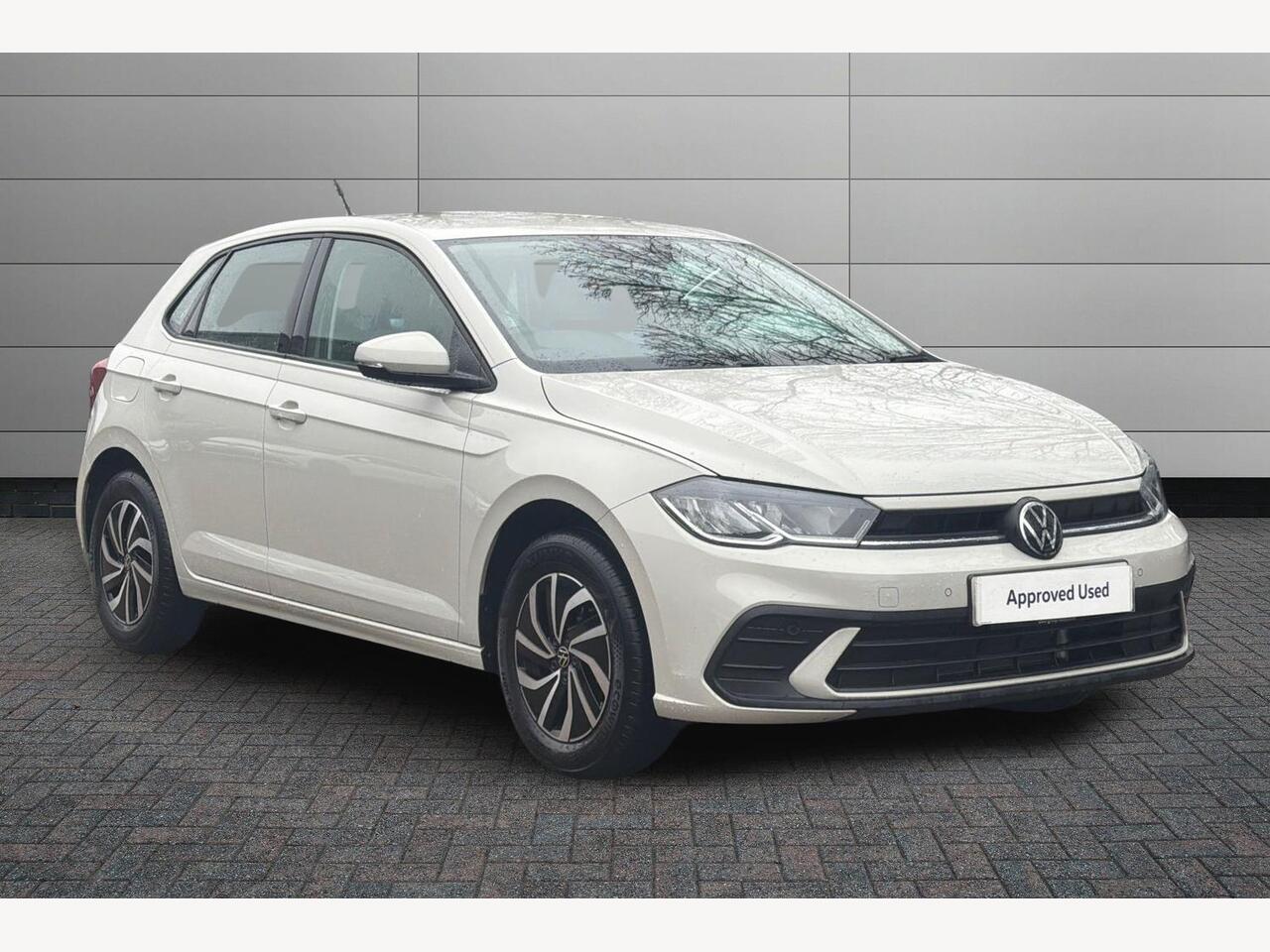 Main listing image - Volkswagen Polo
