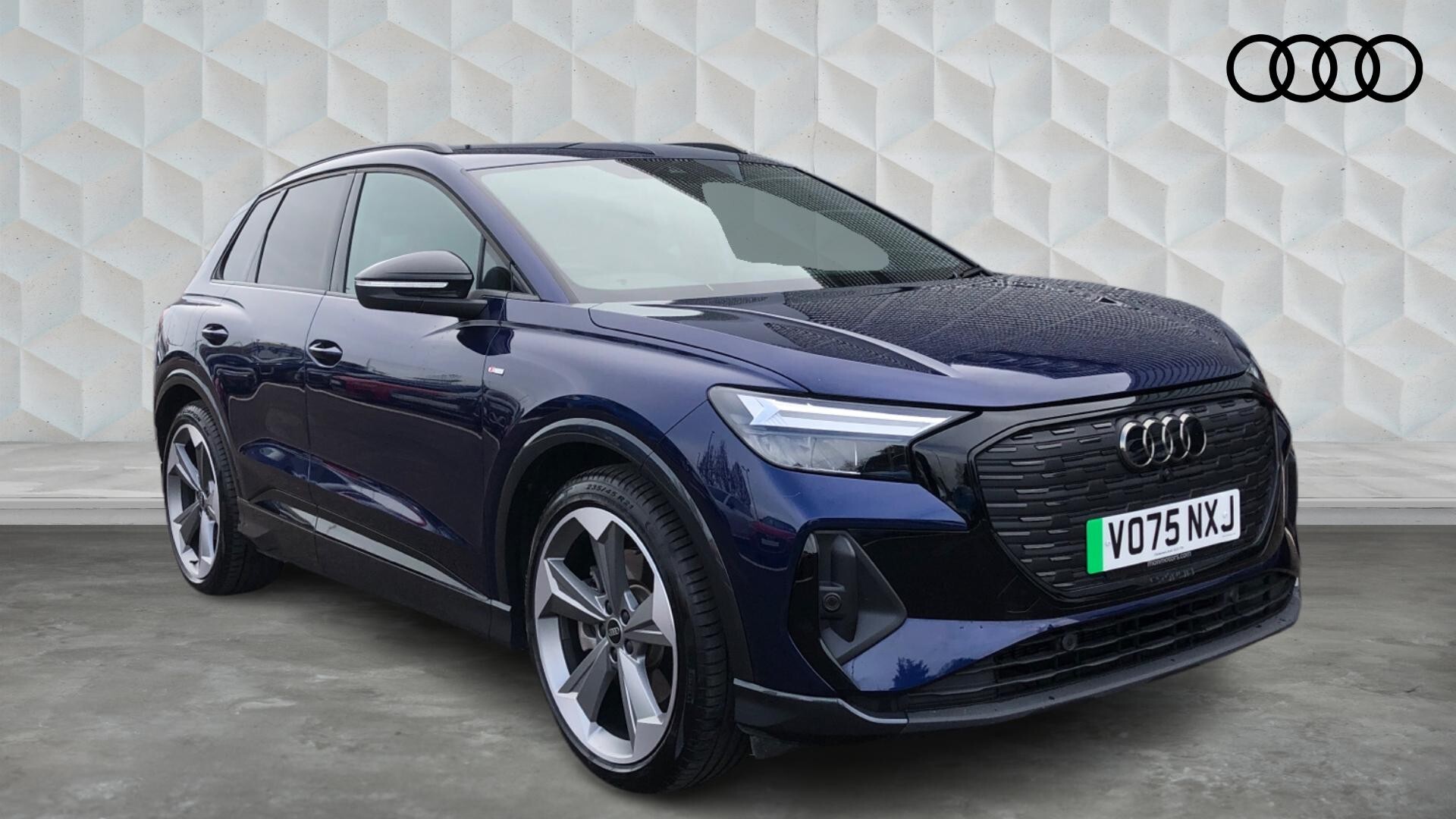 Main listing image - Audi Q4