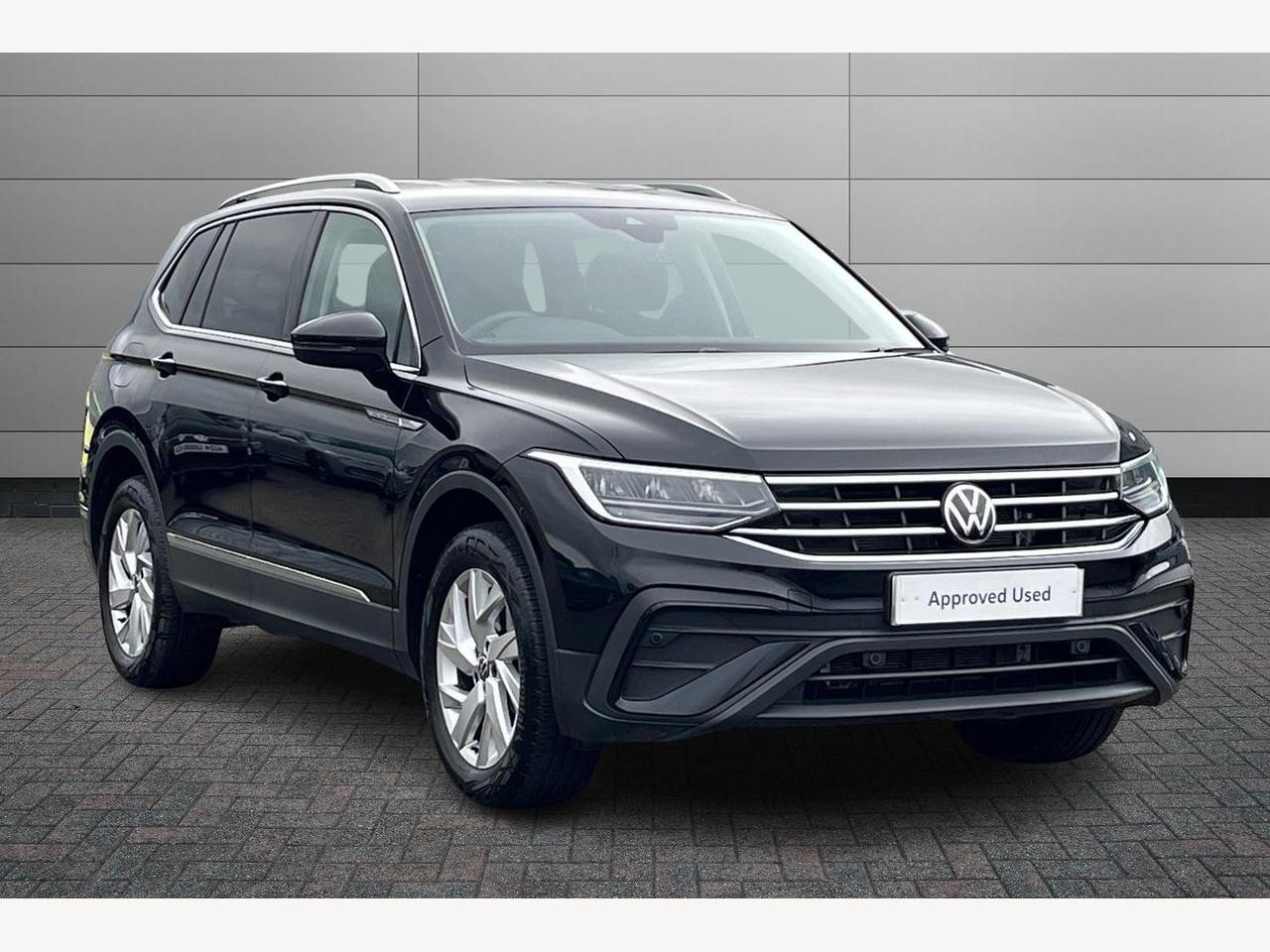 Main listing image - Volkswagen Tiguan Allspace