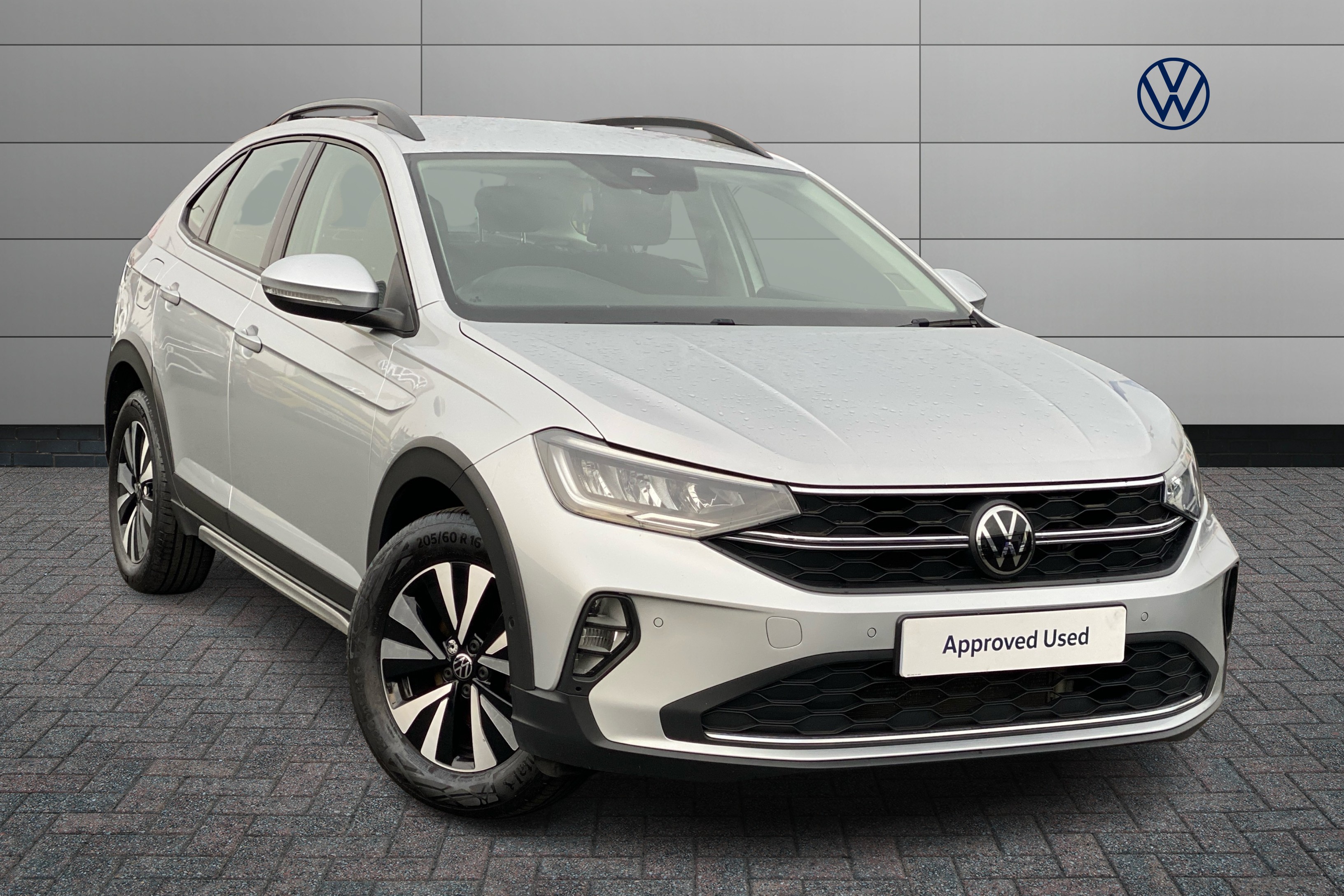 Main listing image - Volkswagen Taigo
