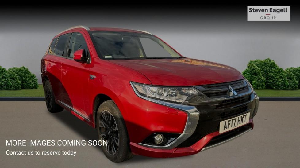 Main listing image - Mitsubishi Outlander