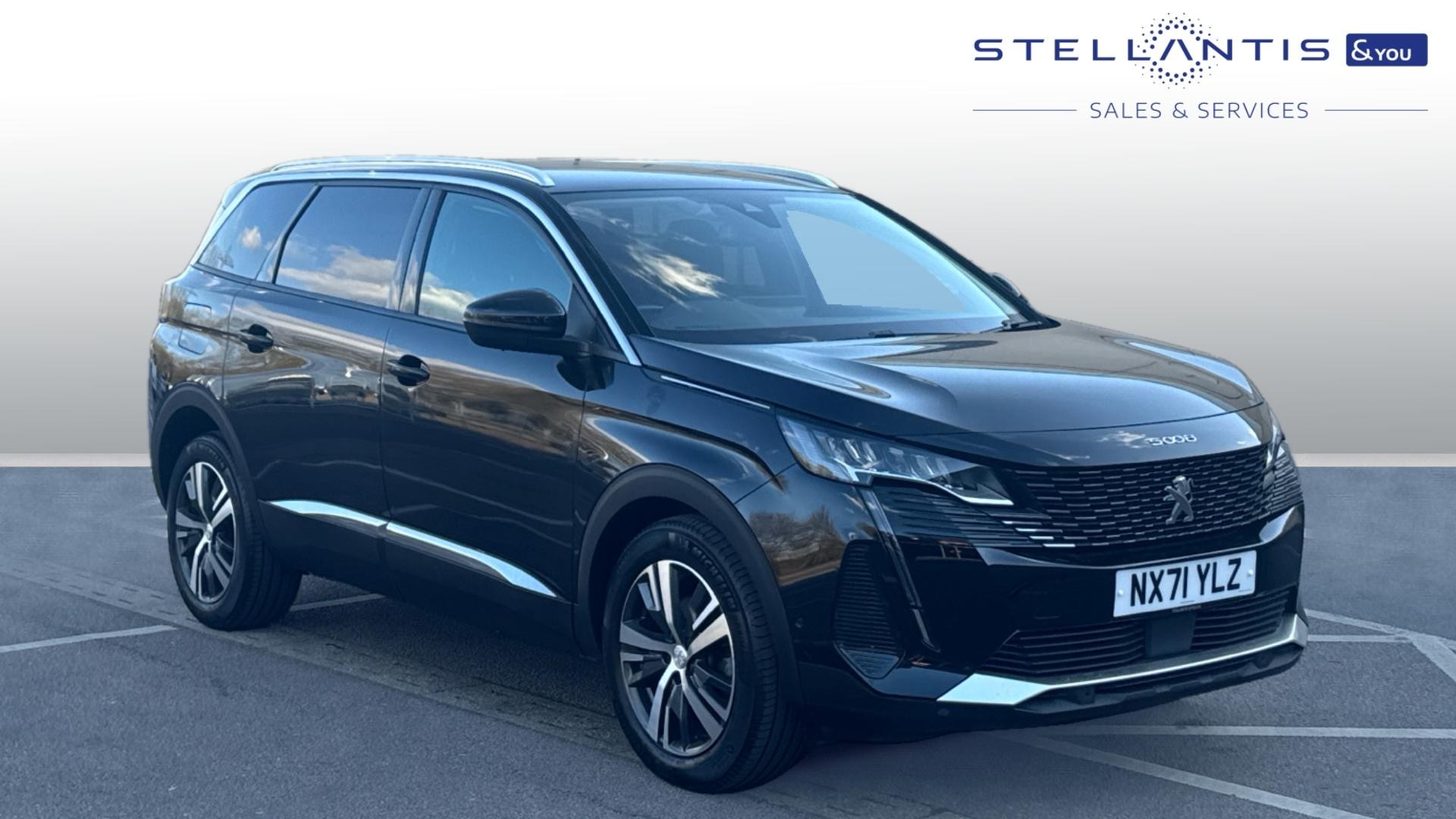 Main listing image - Peugeot 5008