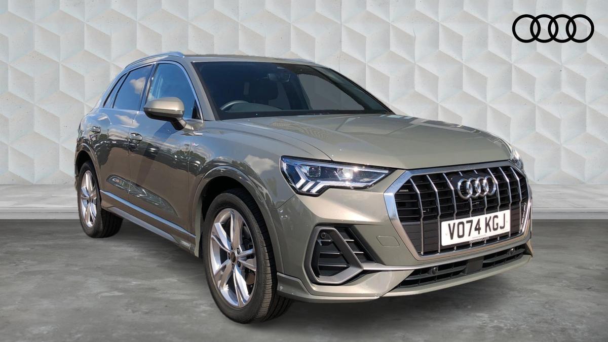 Main listing image - Audi Q3