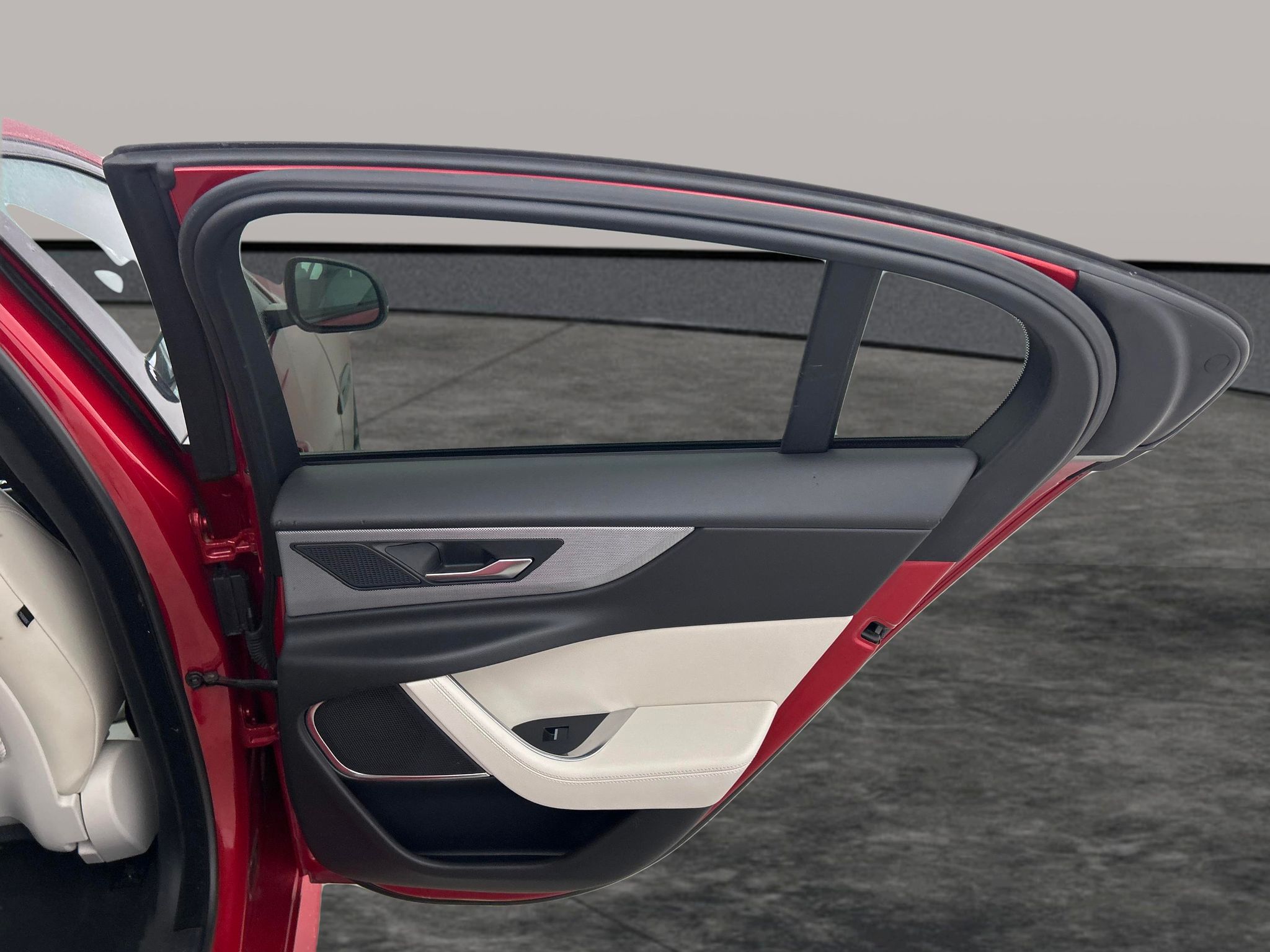 Main listing image - Jaguar XE