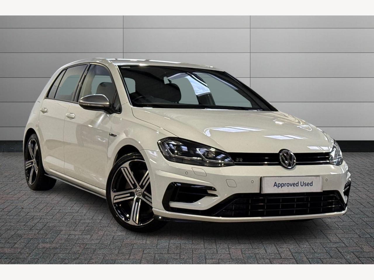 Main listing image - Volkswagen Golf R