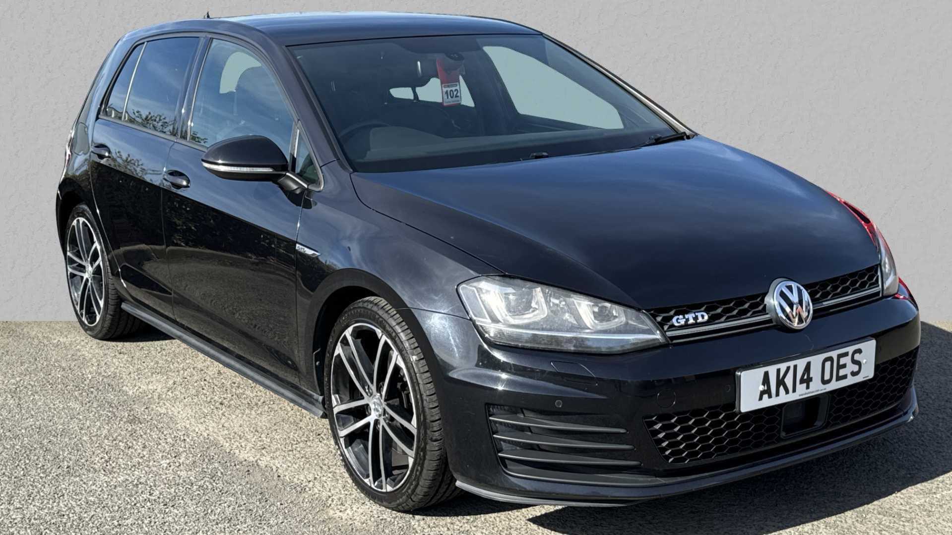 Main listing image - Volkswagen Golf