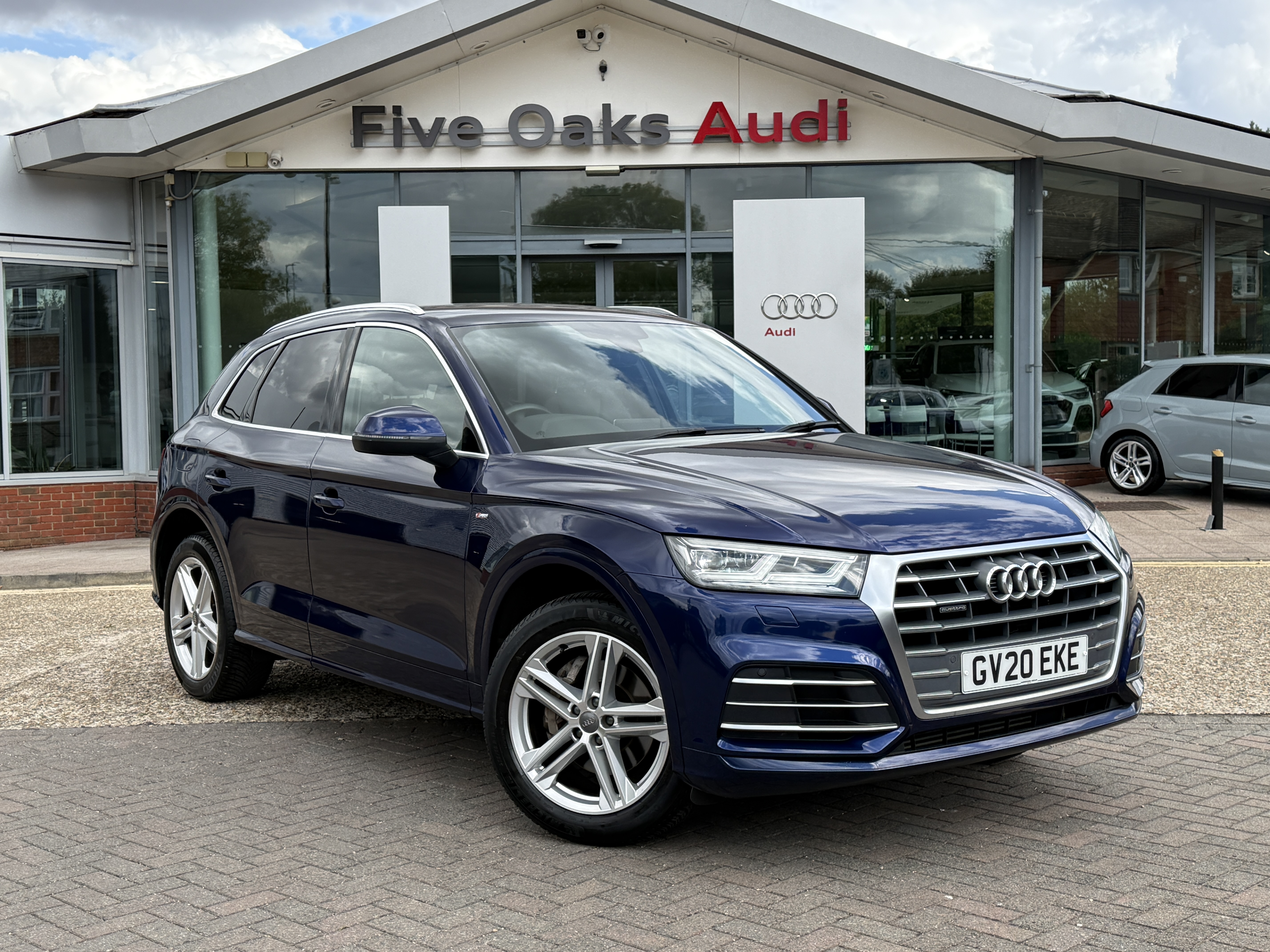 Main listing image - Audi Q5