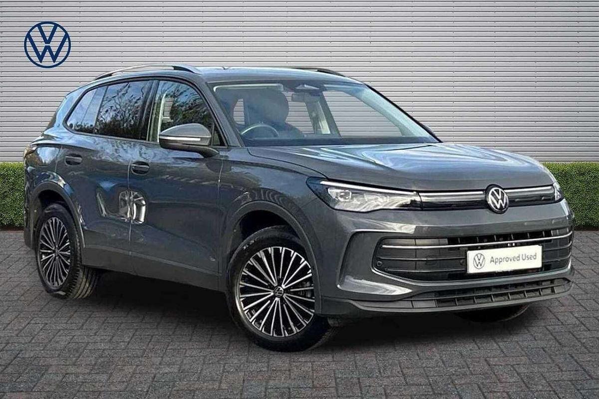 Main listing image - Volkswagen Tiguan