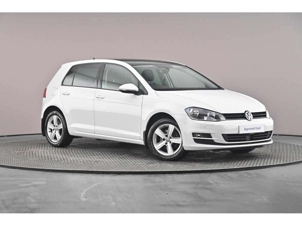 Main listing image - Volkswagen Golf
