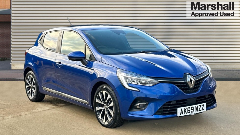 Main listing image - Renault Clio