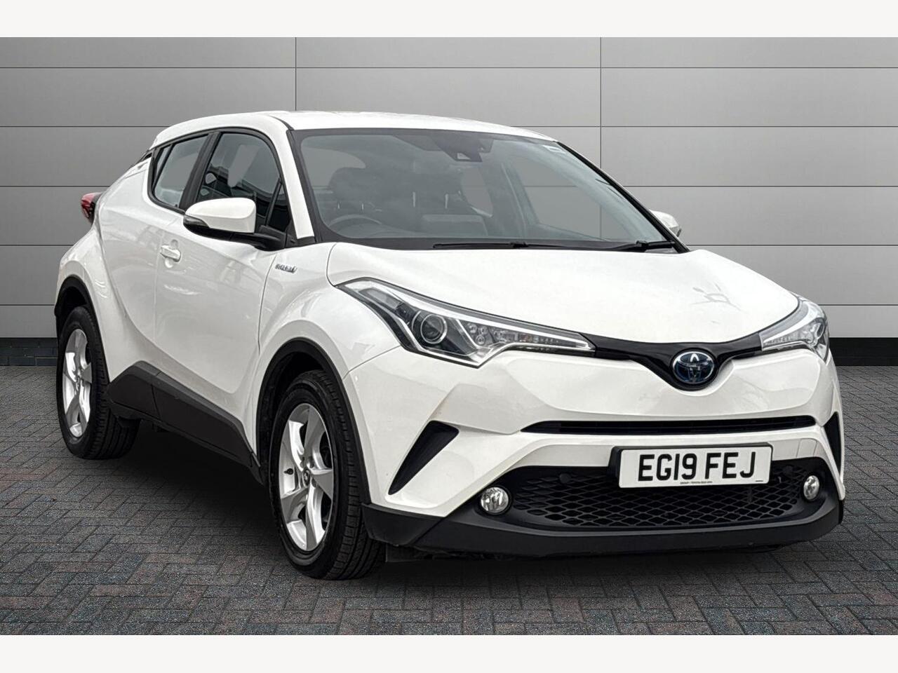 Main listing image - Toyota C-HR