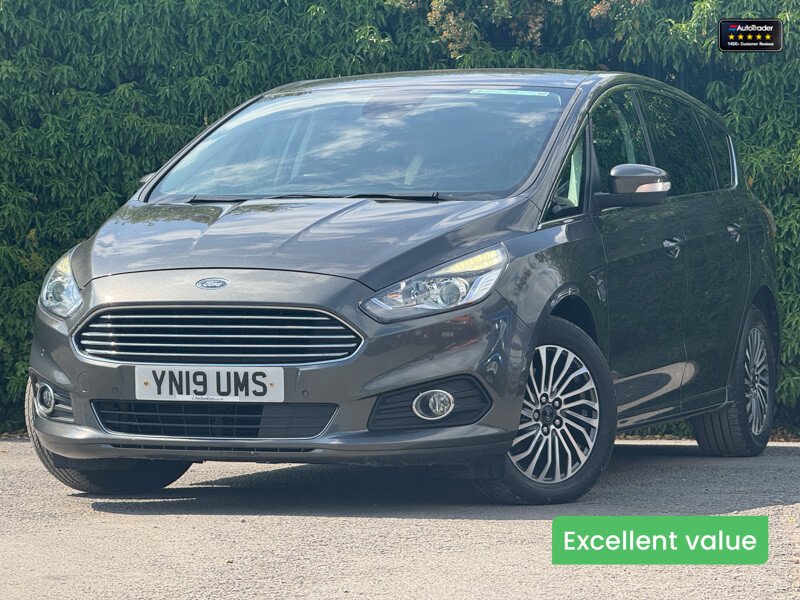 Main listing image - Ford S-MAX