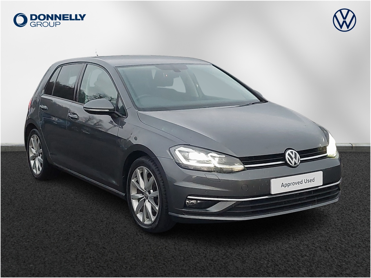 Main listing image - Volkswagen Golf