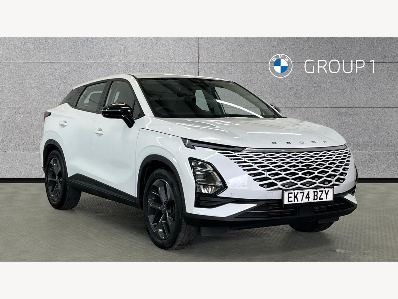 Main listing image - Omoda 5