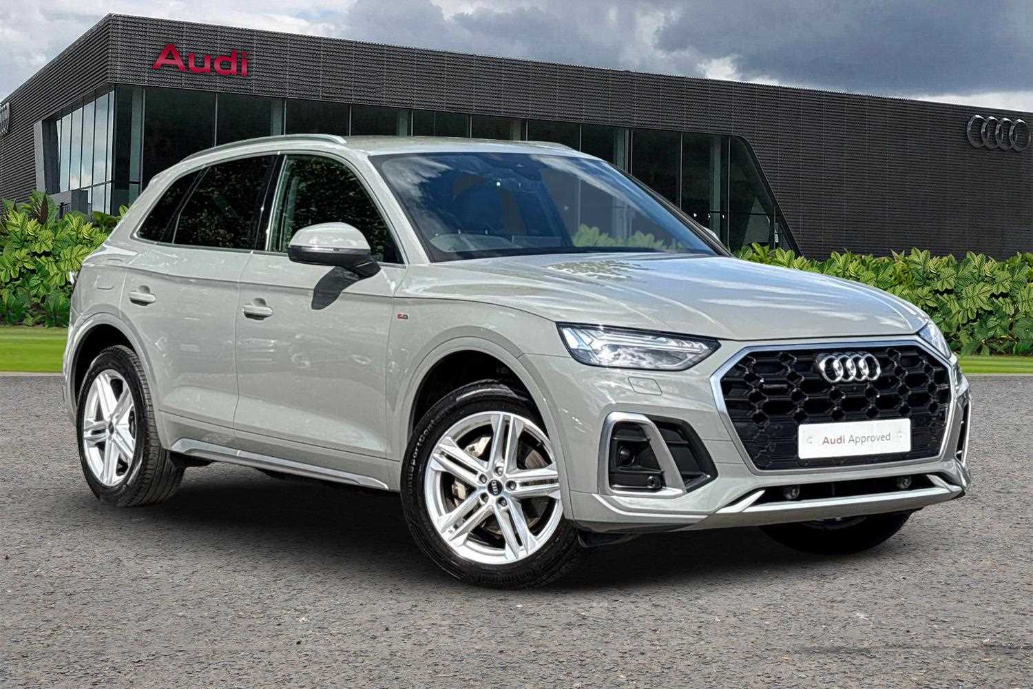Main listing image - Audi Q5