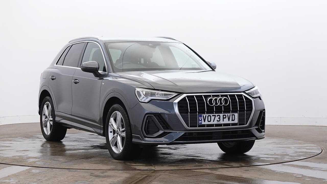 Main listing image - Audi Q3
