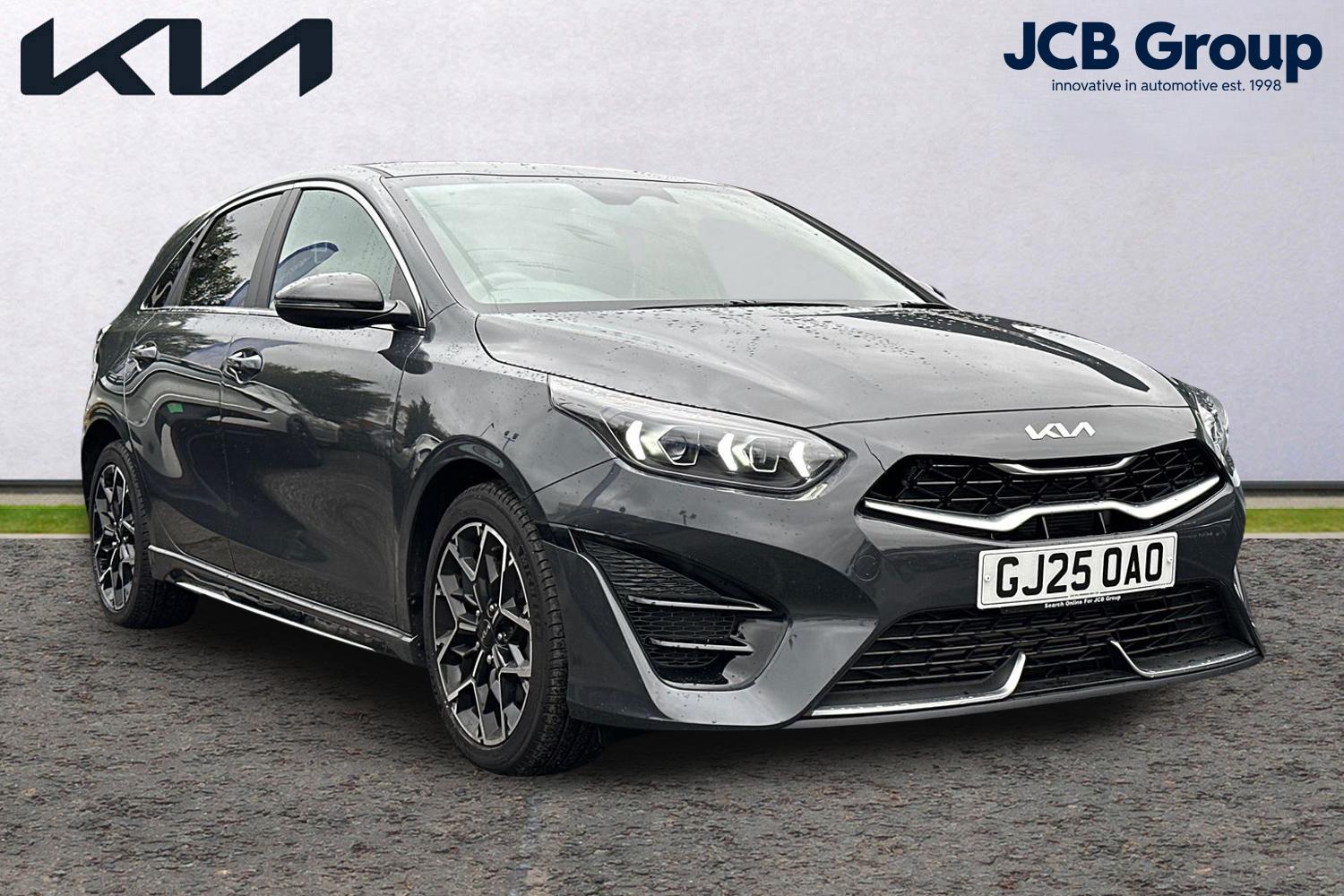 Main listing image - Kia Ceed