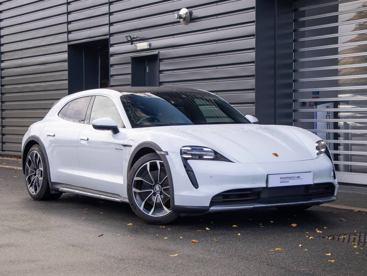 Main listing image - Porsche Taycan