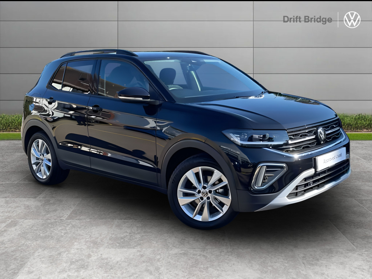 Main listing image - Volkswagen T-Cross