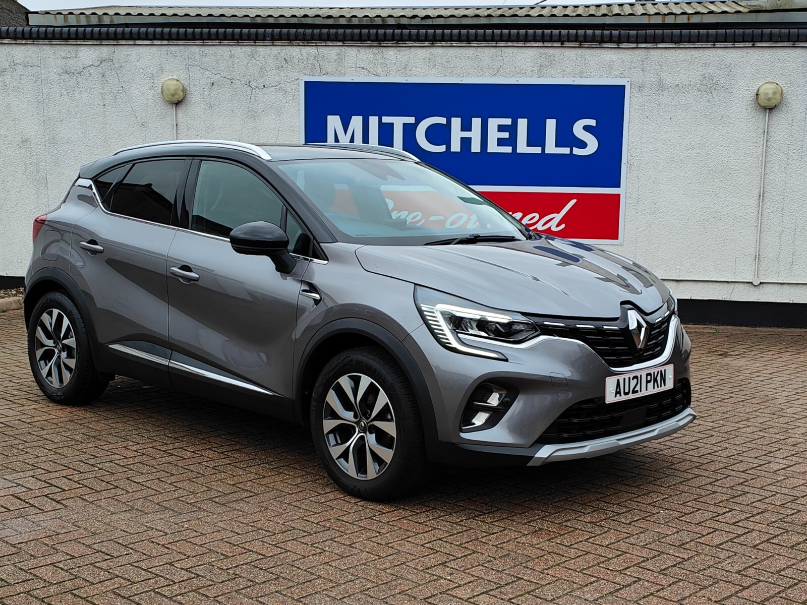 Main listing image - Renault Captur