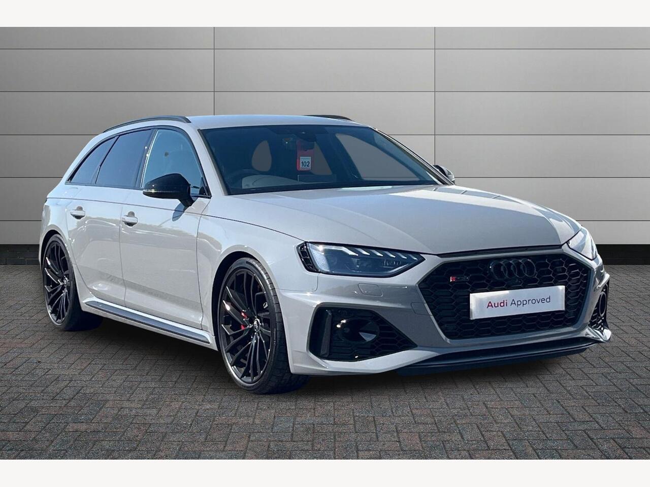 Main listing image - Audi RS4