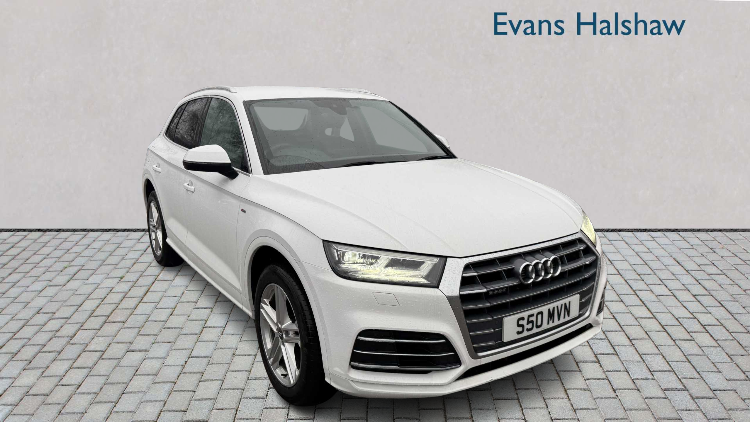 Main listing image - Audi Q5
