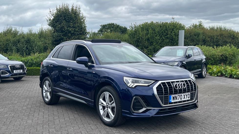 Main listing image - Audi Q3