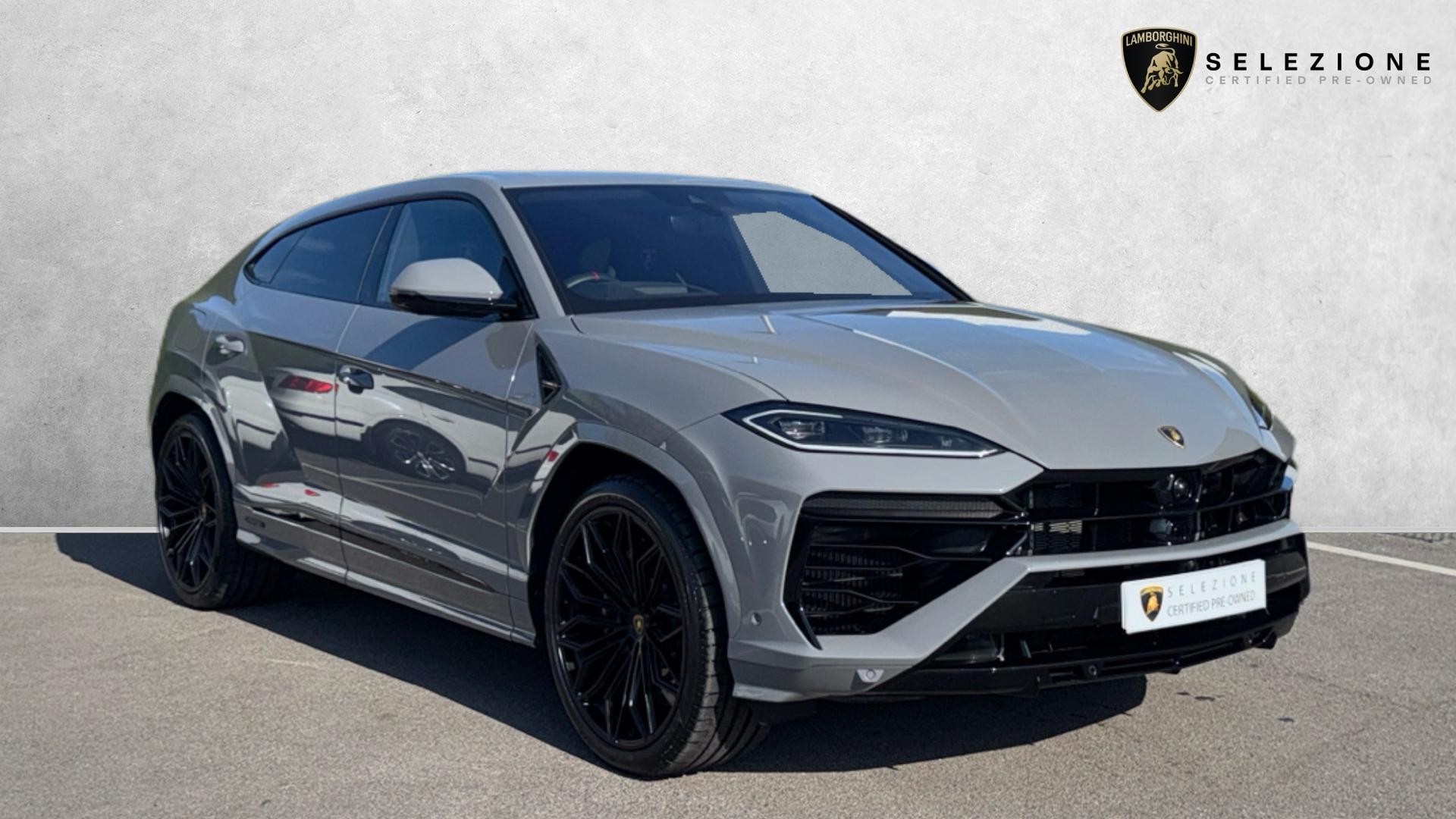 Main listing image - Lamborghini Urus