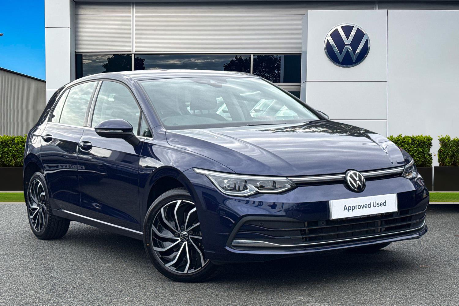 Main listing image - Volkswagen Golf
