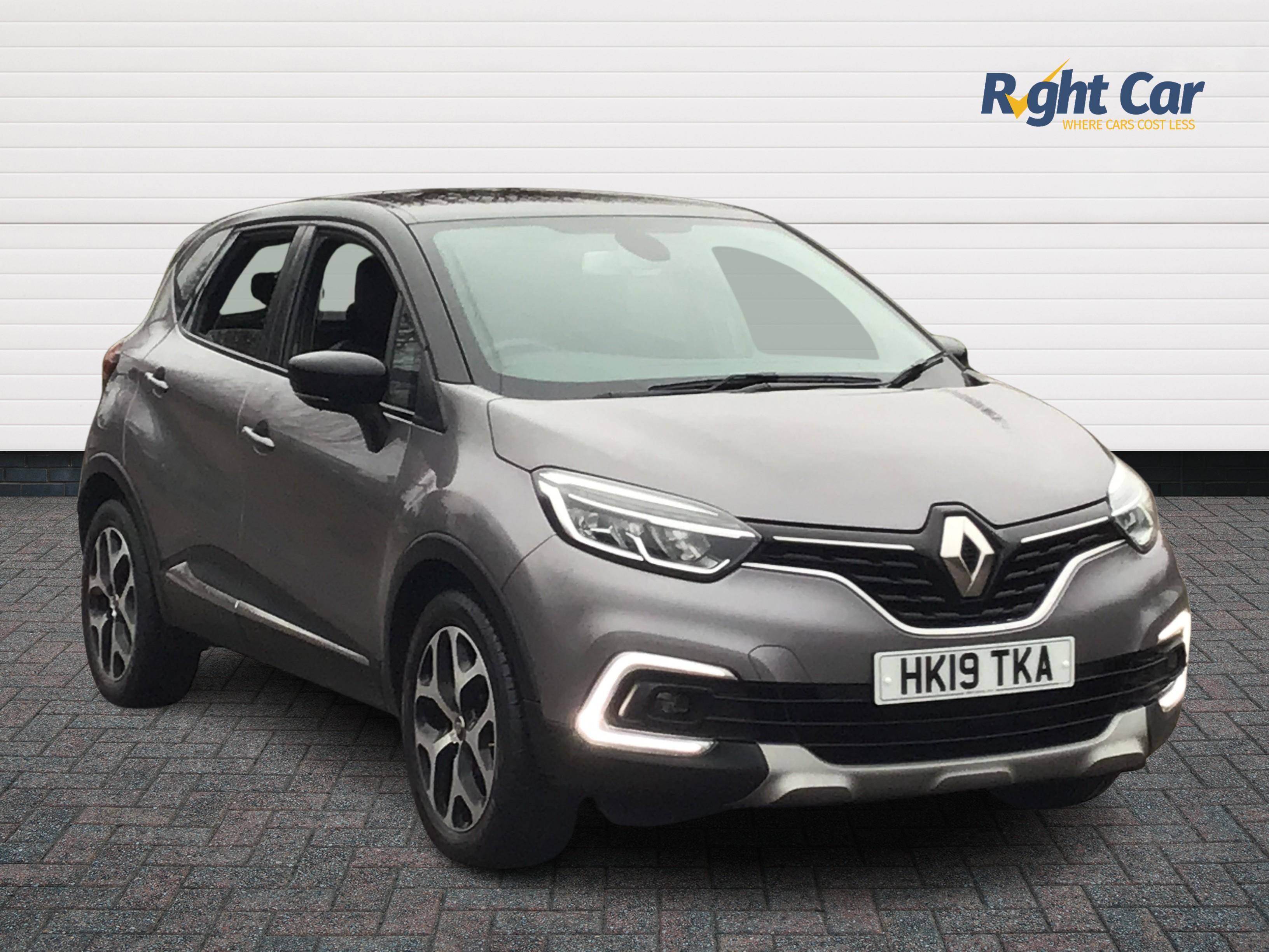 Main listing image - Renault Captur