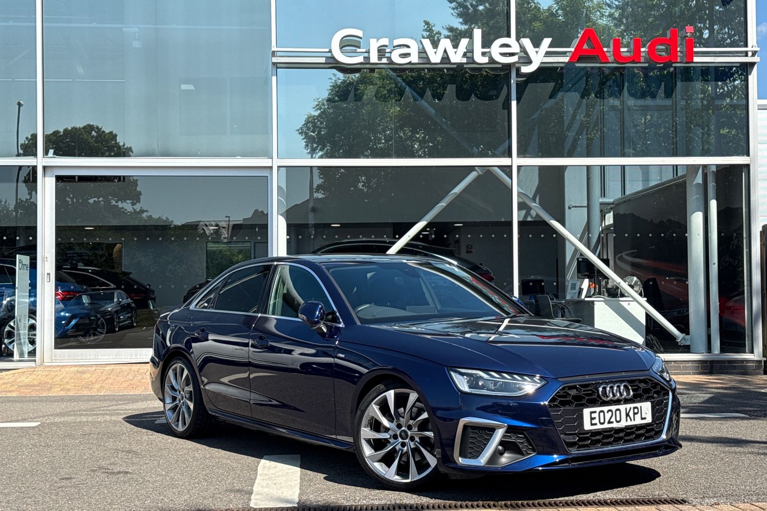 Main listing image - Audi A4
