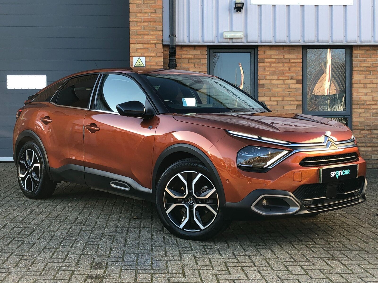 Main listing image - Citroen C4