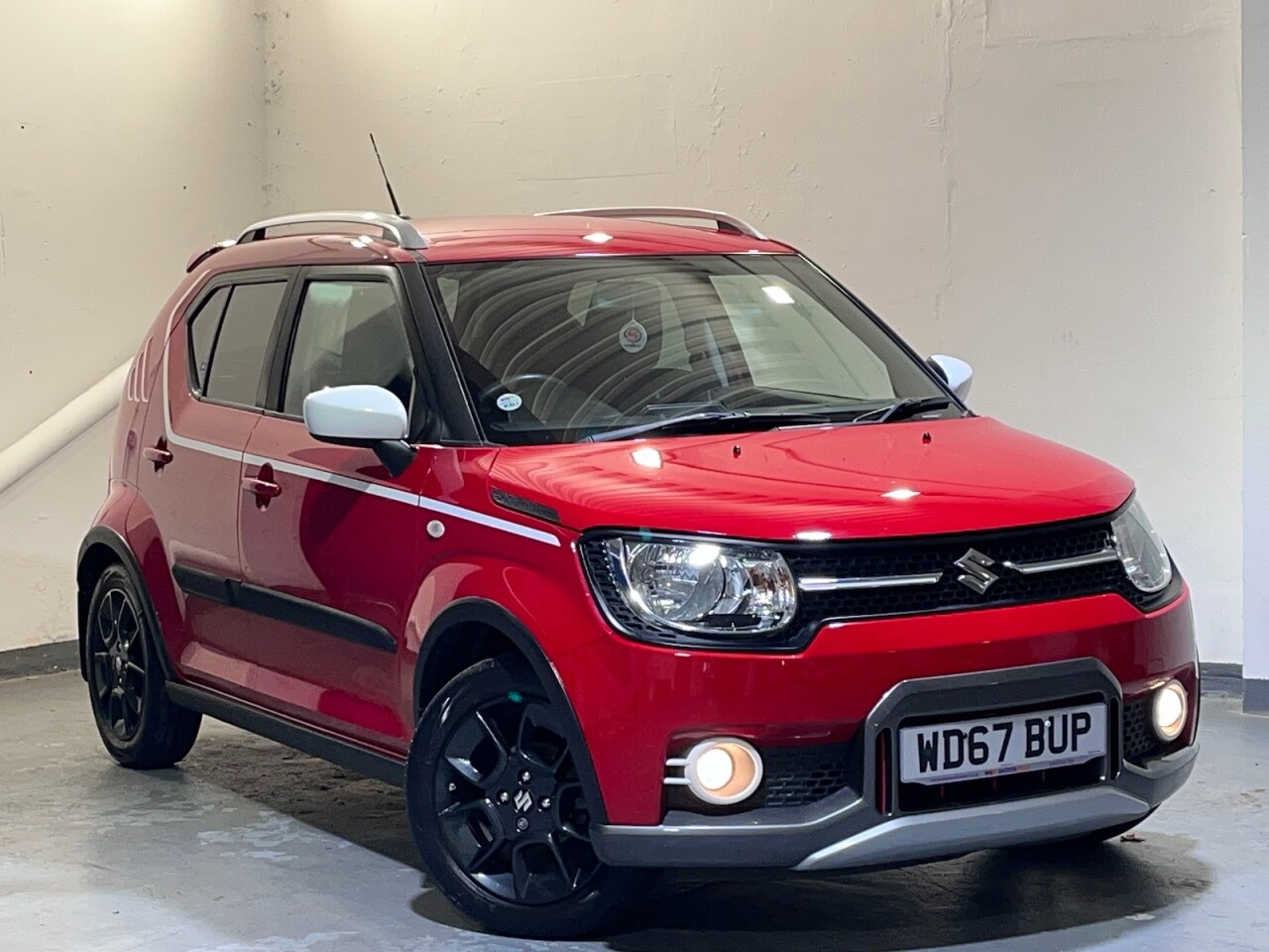 Main listing image - Suzuki Ignis